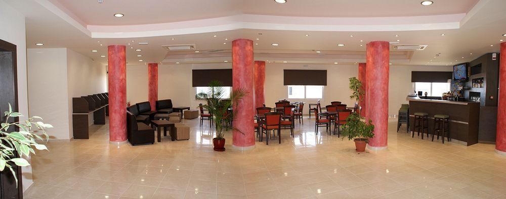 Hotel Sea Breeze سيتيا المظهر الخارجي الصورة